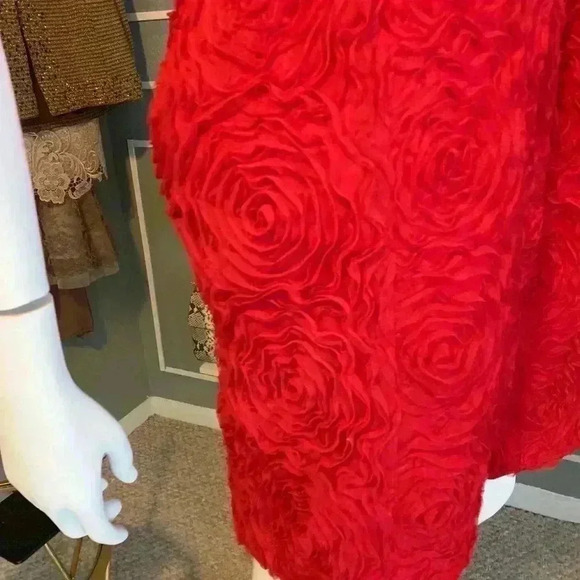 Adrianna Papell - Picture 5 of 13